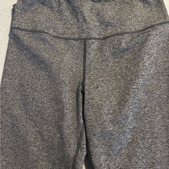 Victoria's Secret VSX Sport Gray Leggings Size Medium - Picture 3 of 6